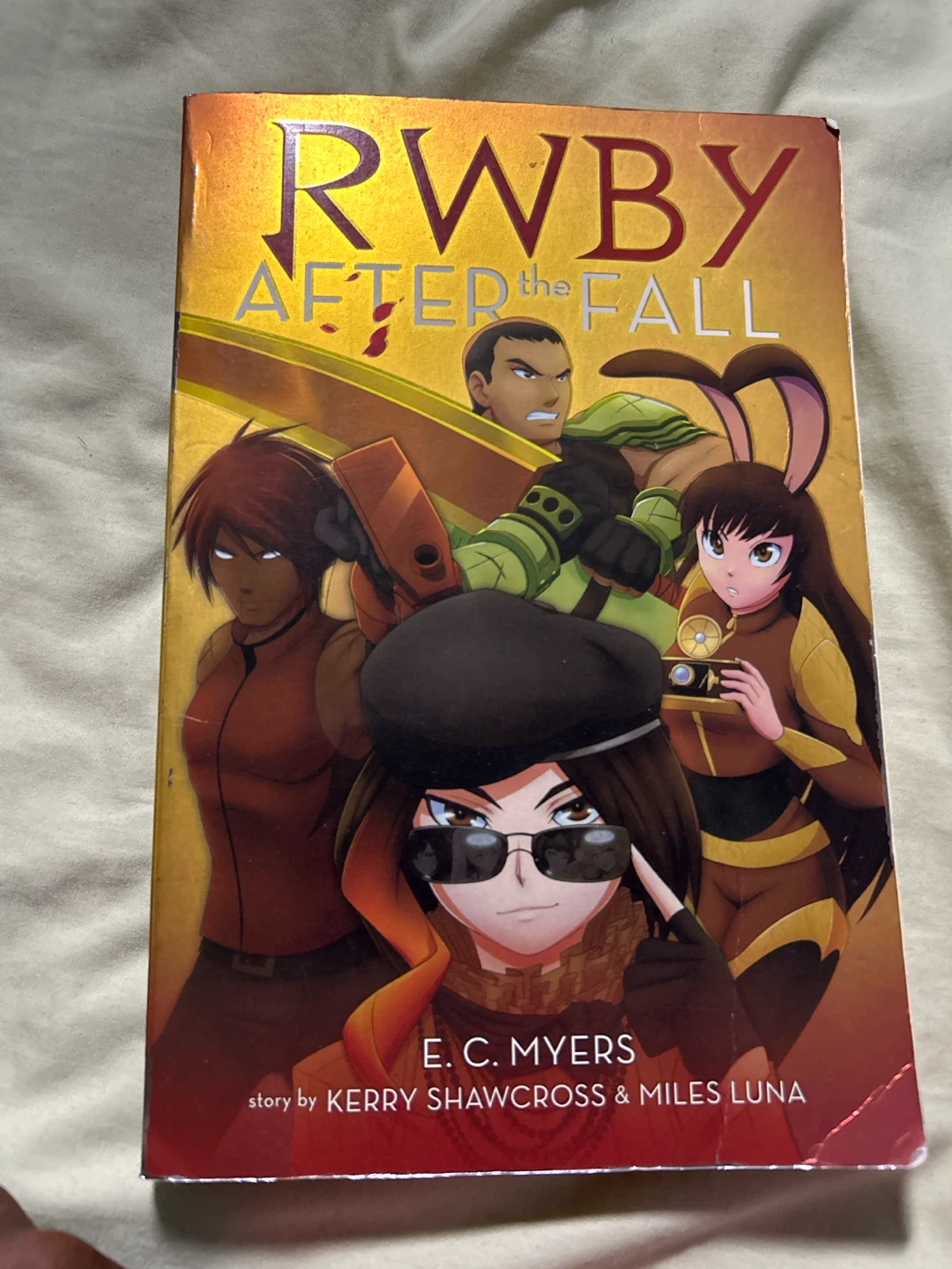 RWBY Official Manga Anthologies - After the Fall, Vol 2 & 5 - photo 4