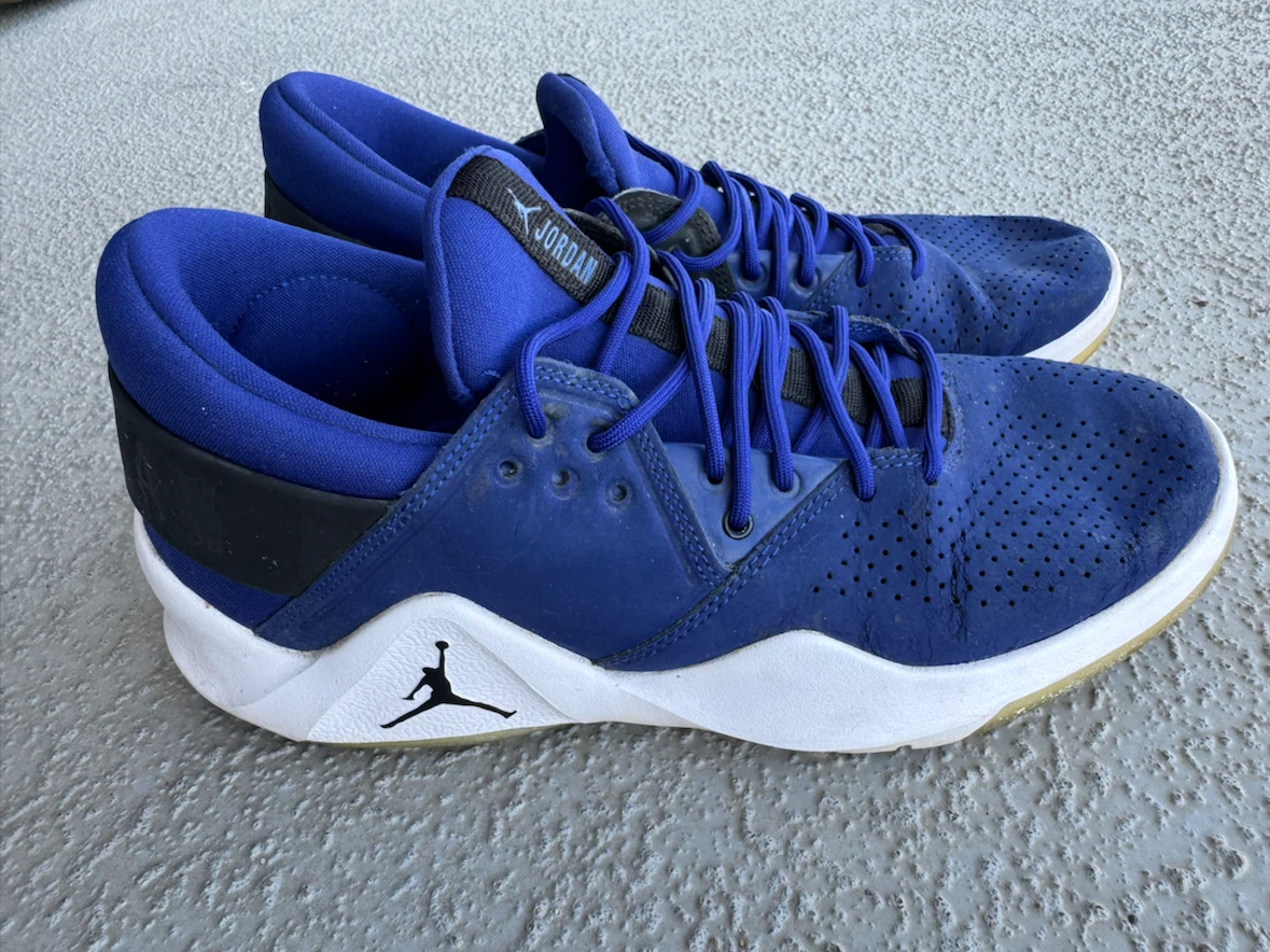 Jordan Blue Shoes Size 8.5 - photo 4