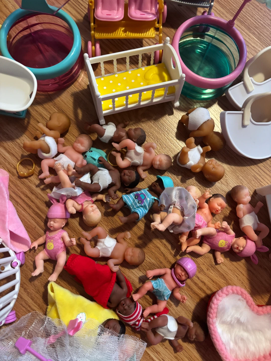 Mini brands silicon babies lot - photo 2