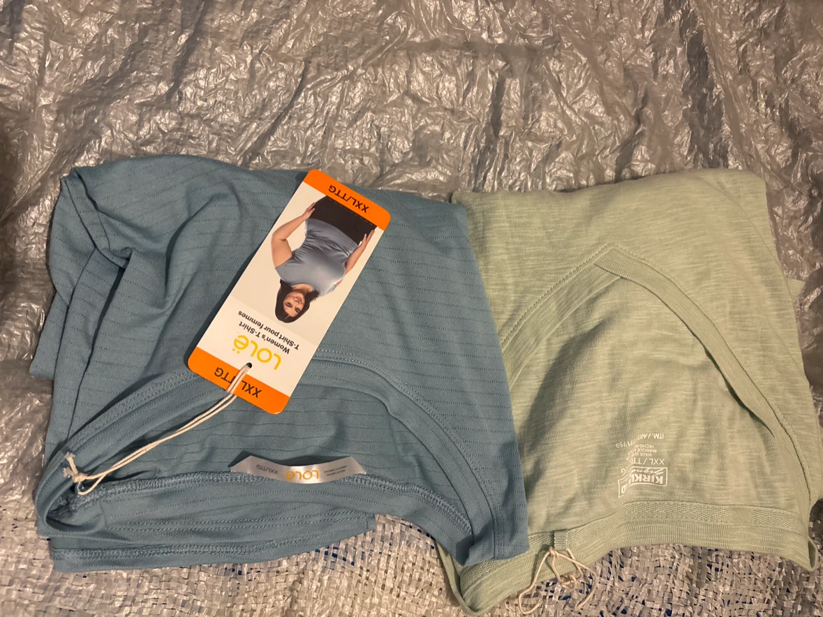 2pc ladies shirts XXL