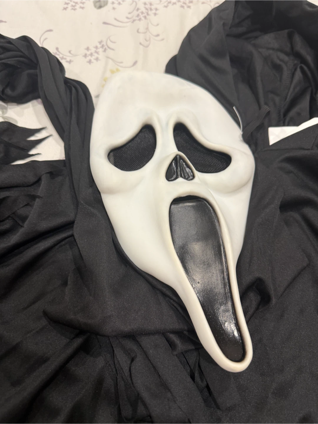 Ghostface Scream Costume Mask and Robe - photo 5