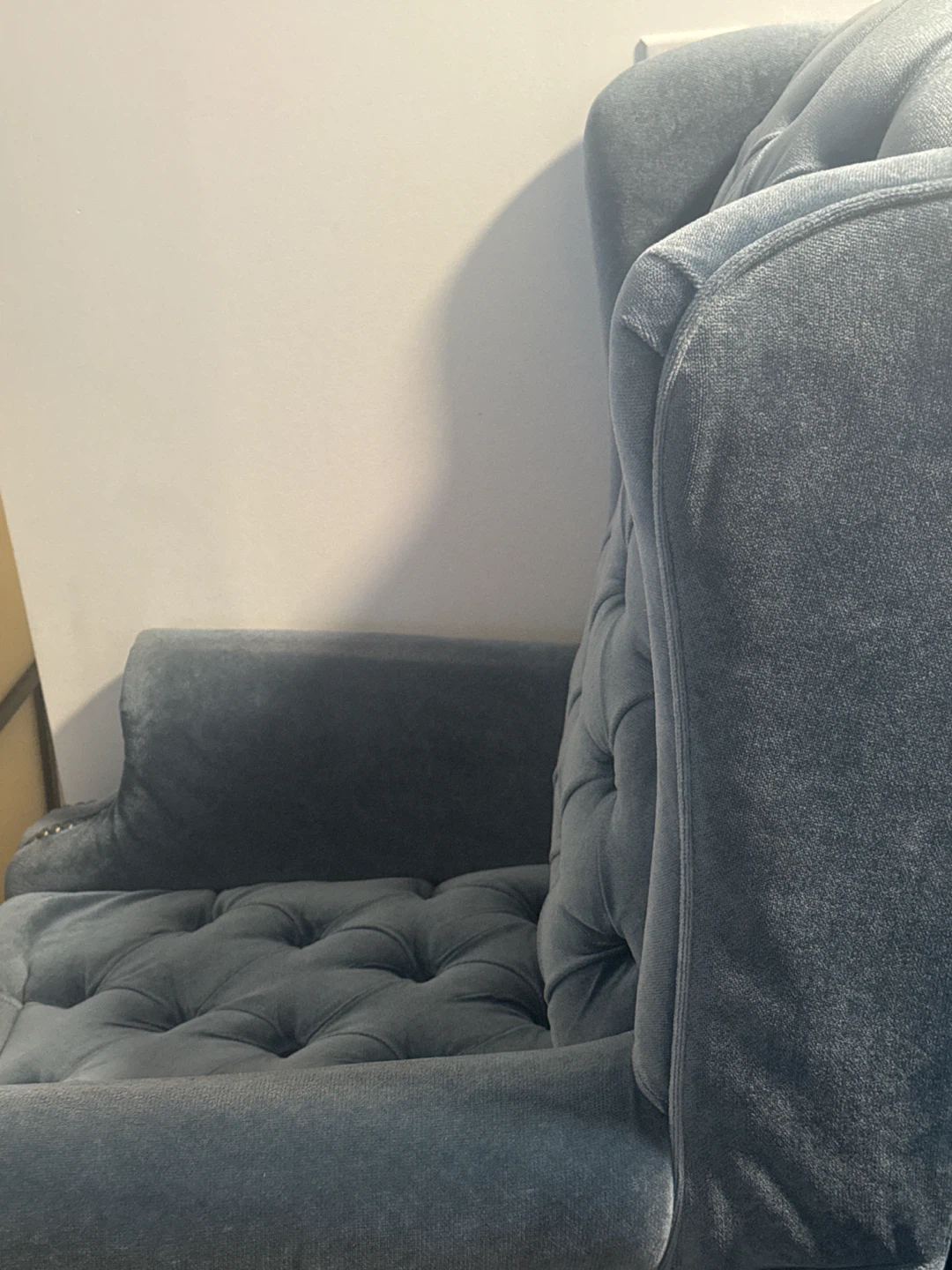 Blue Tufted Accent Chair - photo 3
