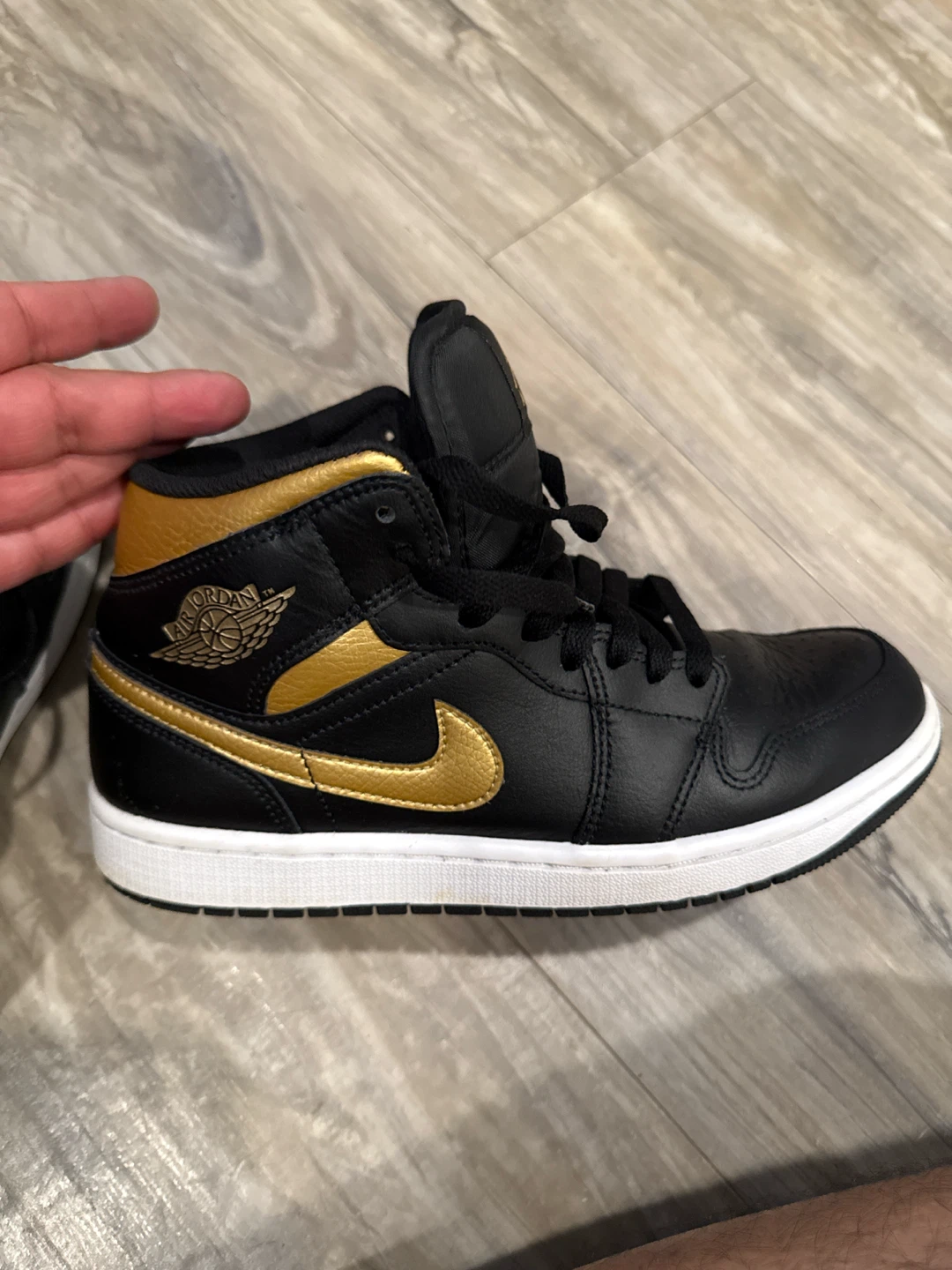 Air Jordan 1 Mid Black Gold Sneakers - photo 2