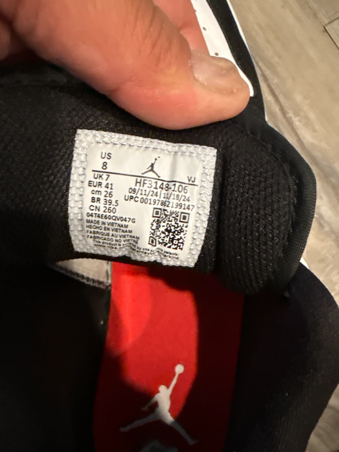 Air Jordan 1 Low SE - photo 3