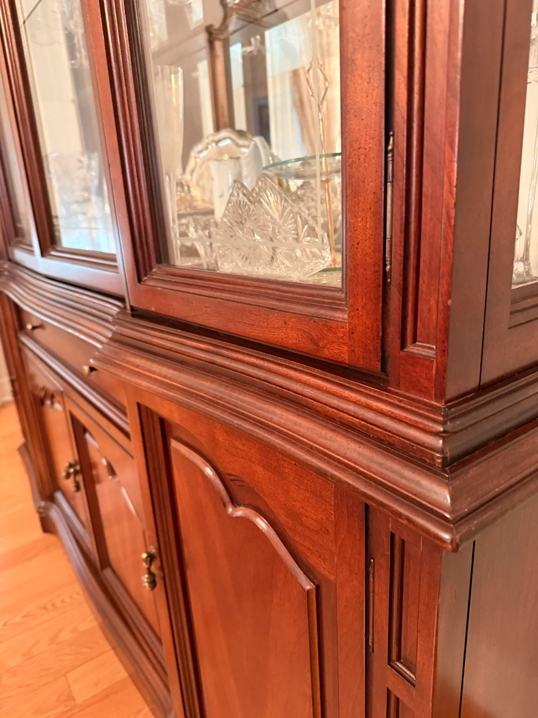 Cherrywood China Cabinet with Glass Doors - photo 3