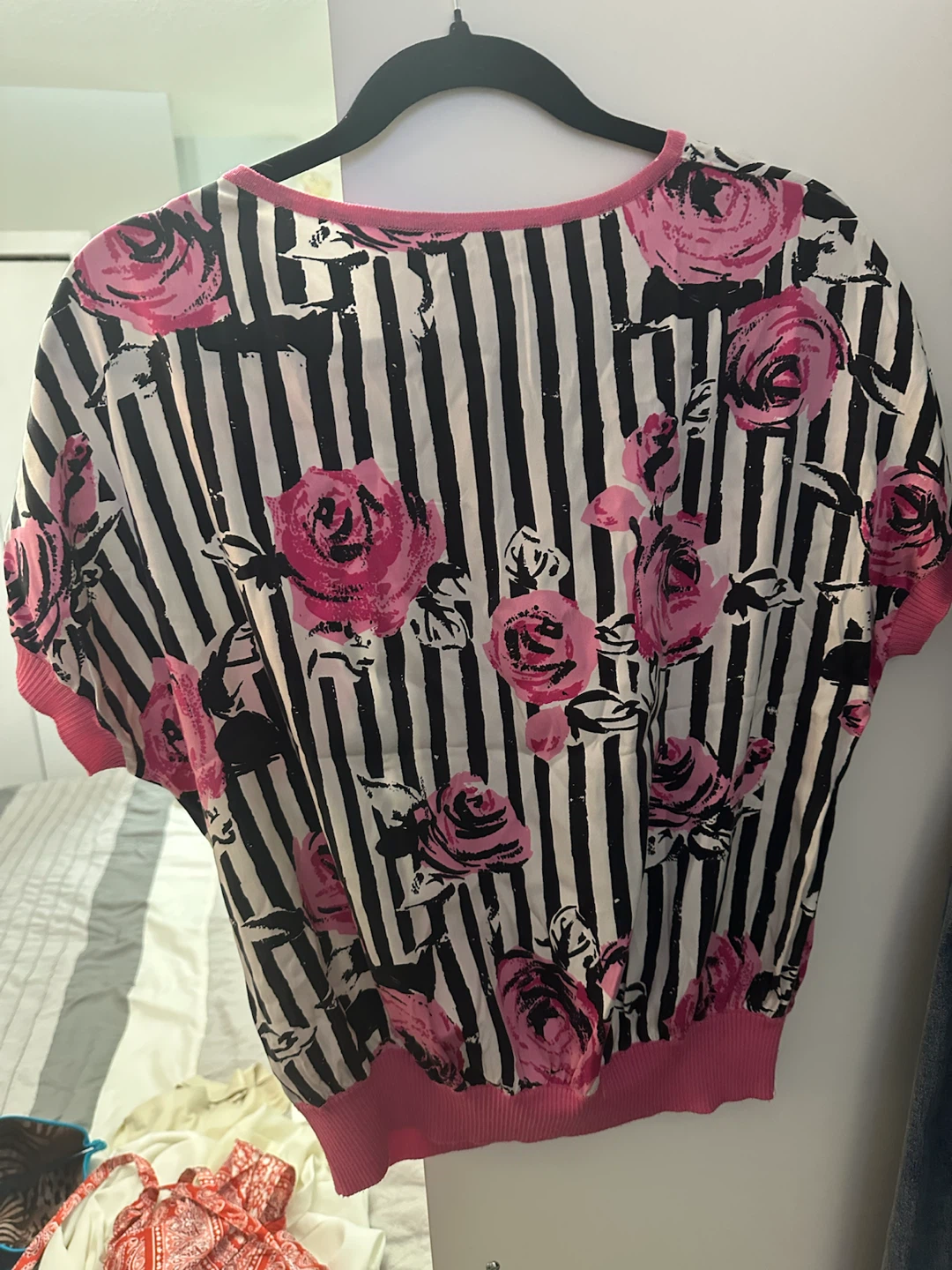 Women's Rose and Stripe Print Top - photo 2