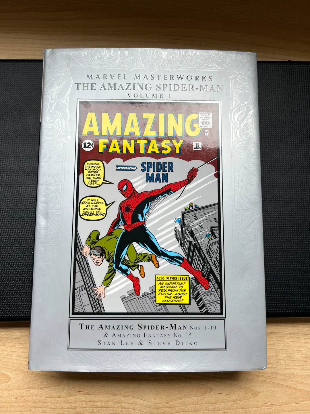 Amazing spiderman comic bundle book