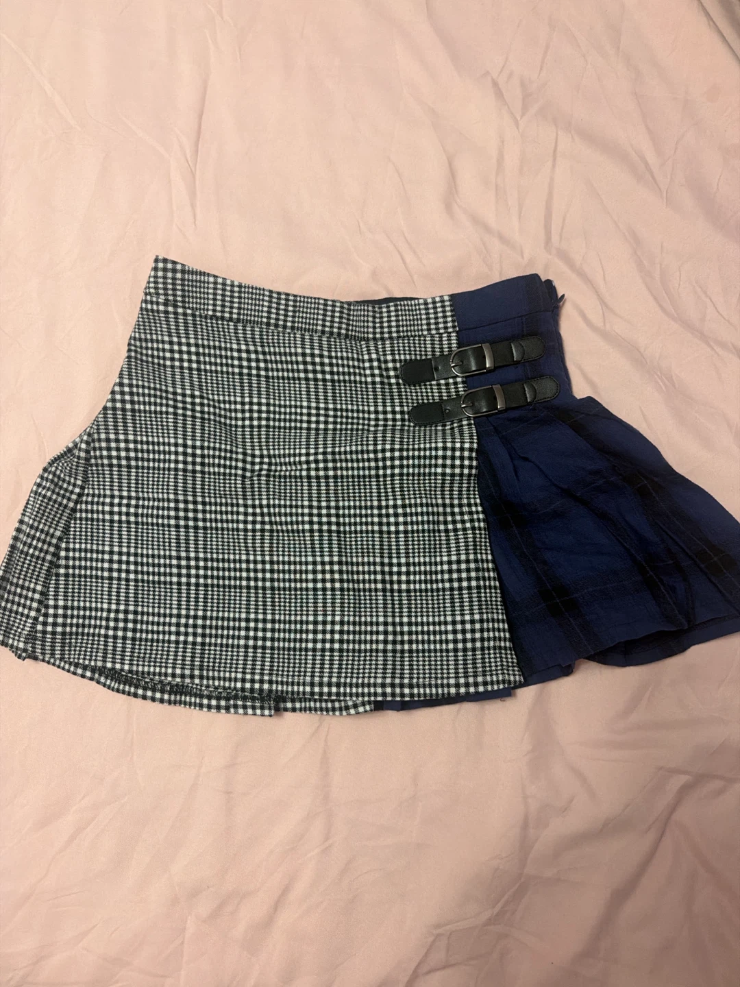 Forever 21 Plaid & Navy Buckle Skirt
