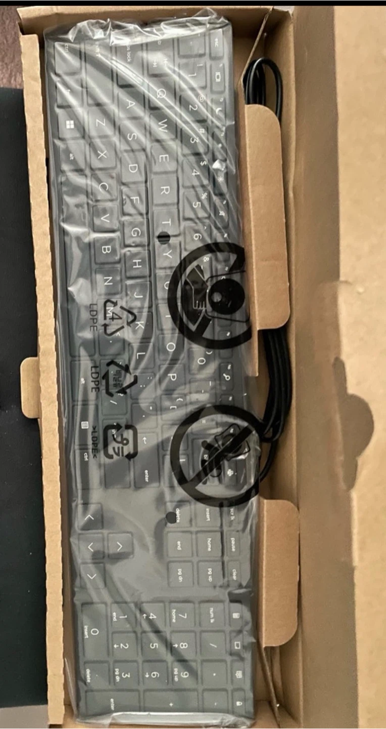 Black Wired Keyboard