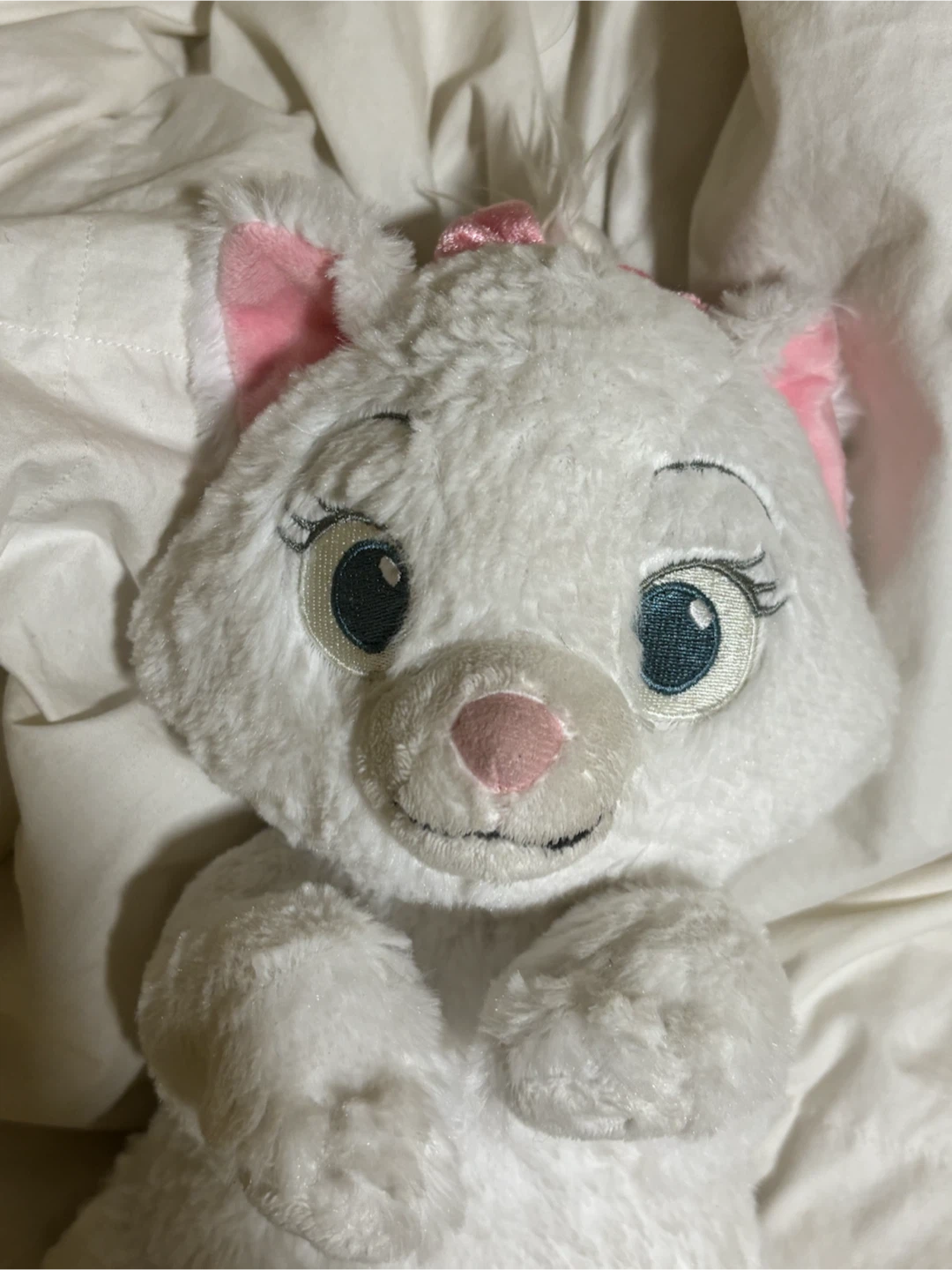 Disney parks Marie baby plush - photo 2