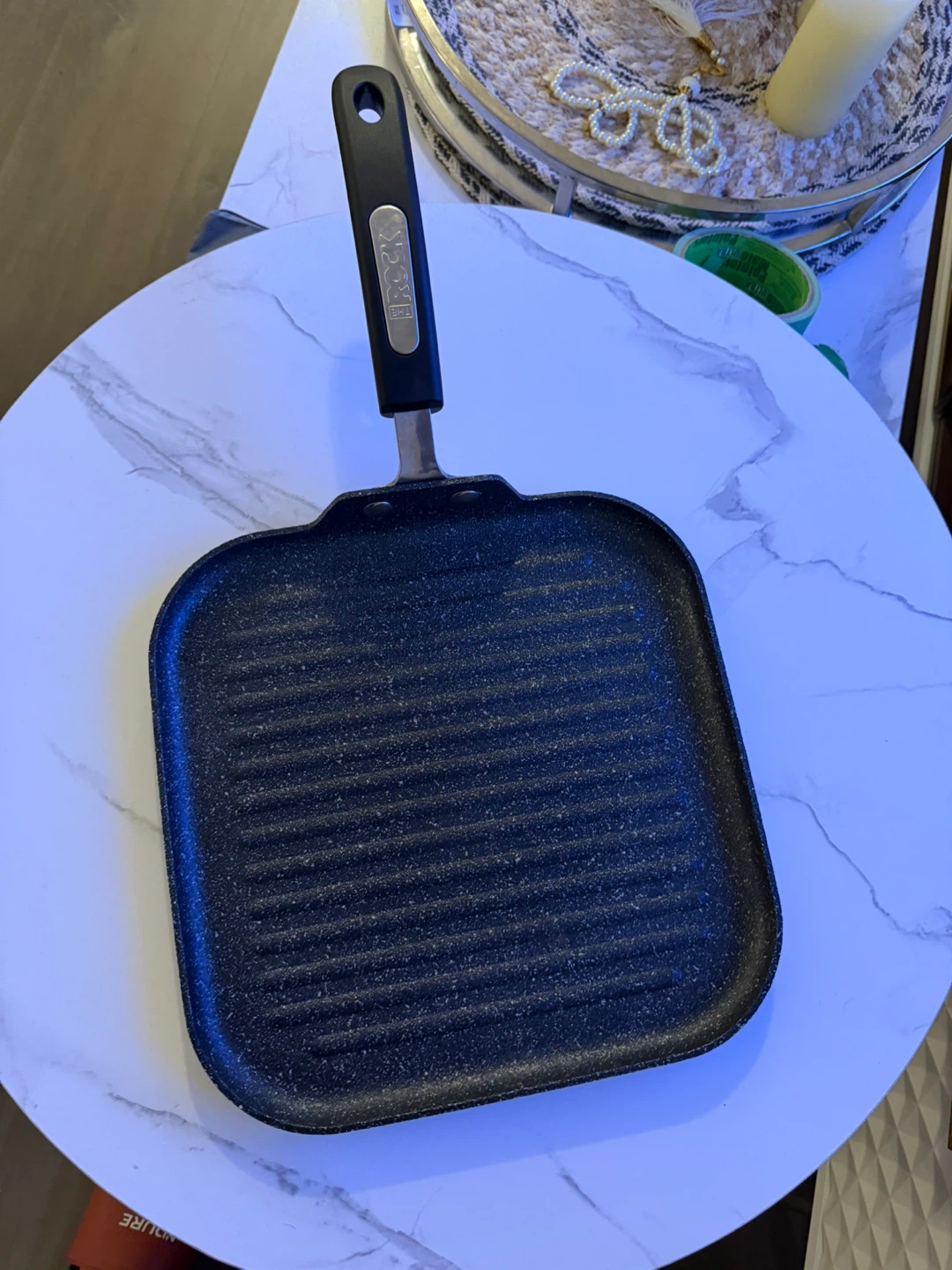 The rock Griddle Pan