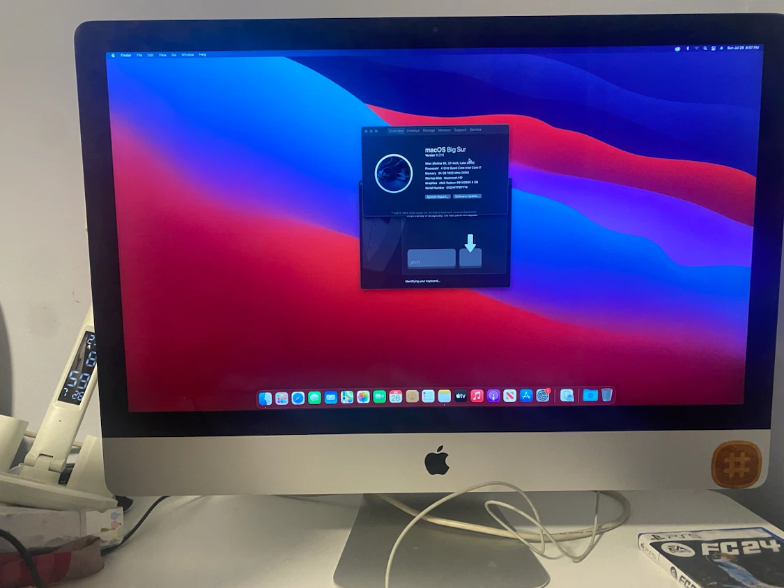 Apple iMac (Retina 5K, 27-inch, Late 2014)