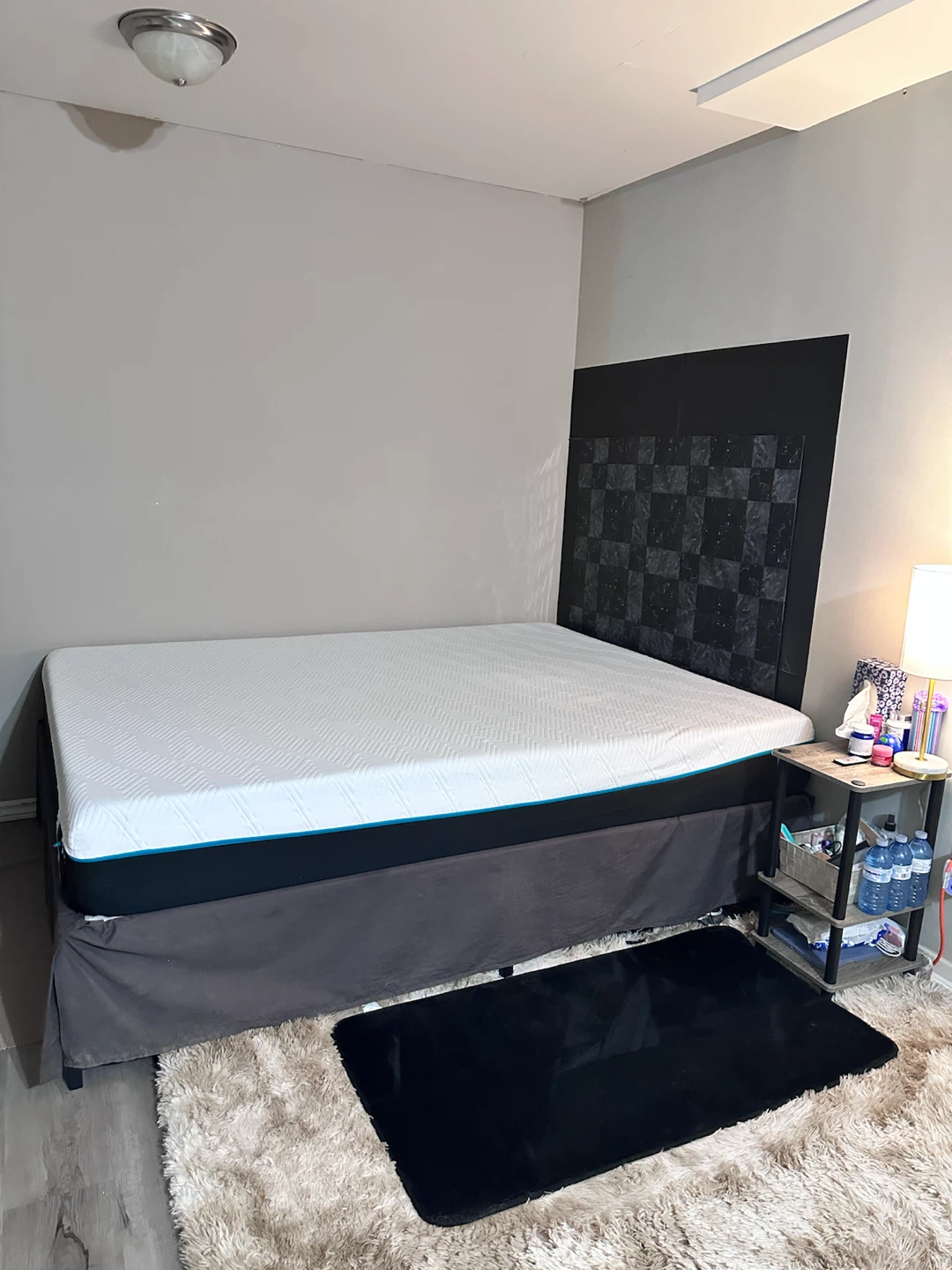 10” Queen Size Memory Foam Mattress & 14” bedframe