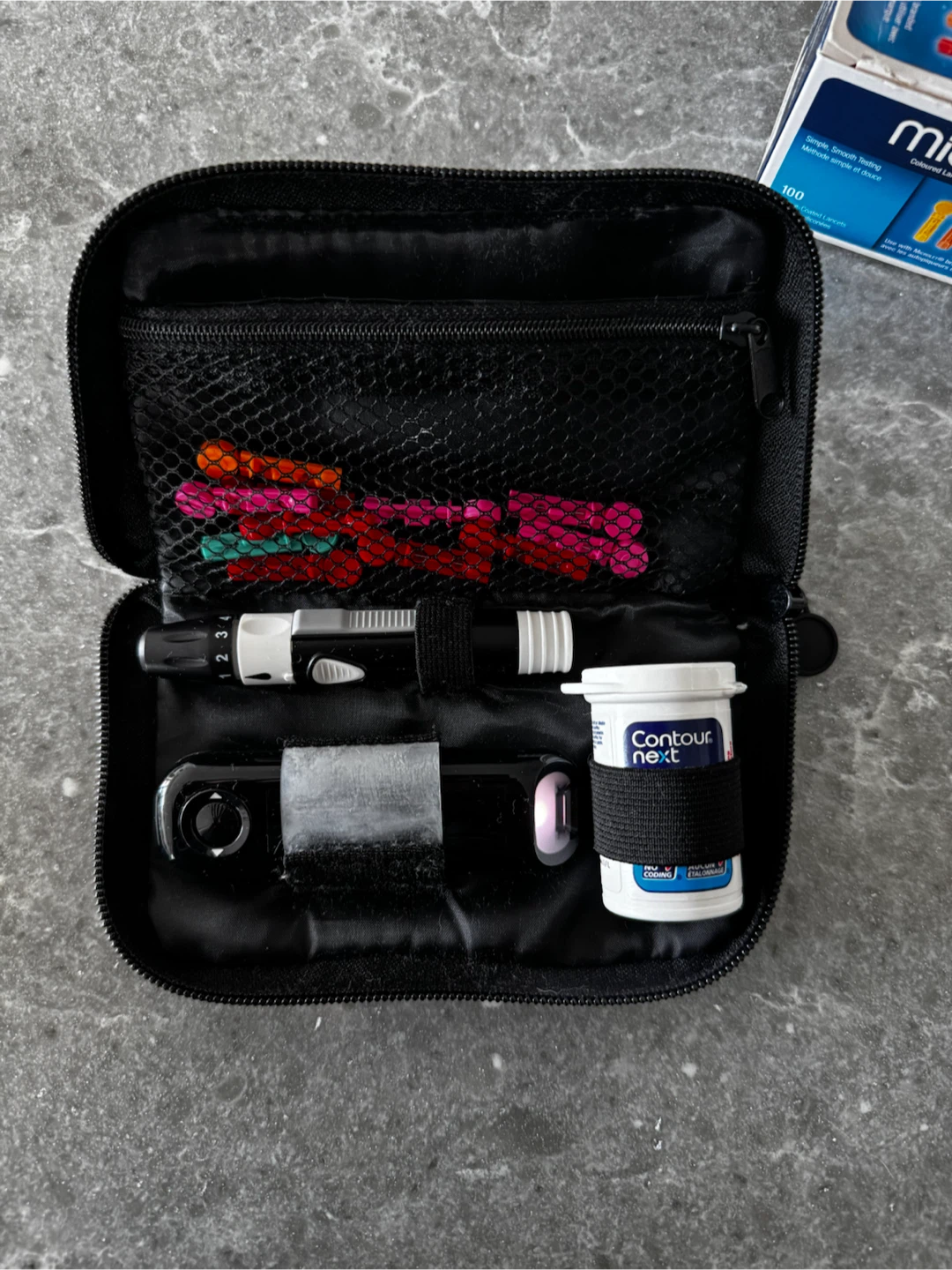 Microlet Lancet Device & Lancets Kit - photo 2