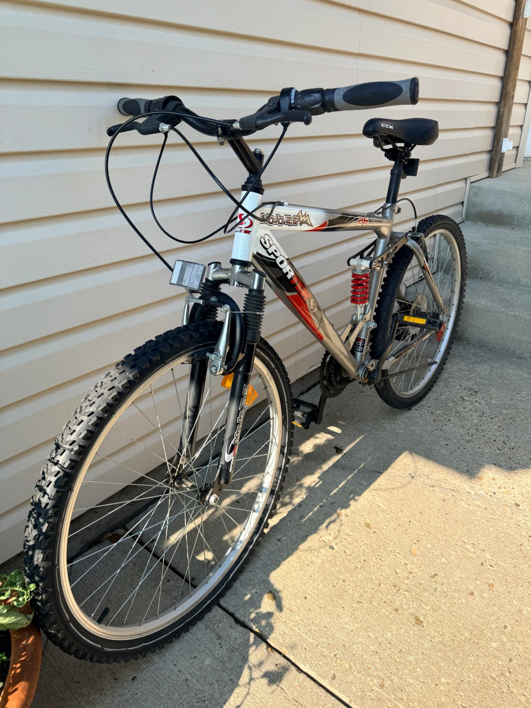 Sportek Mojo 26" All Terrain Bicycle - photo 3