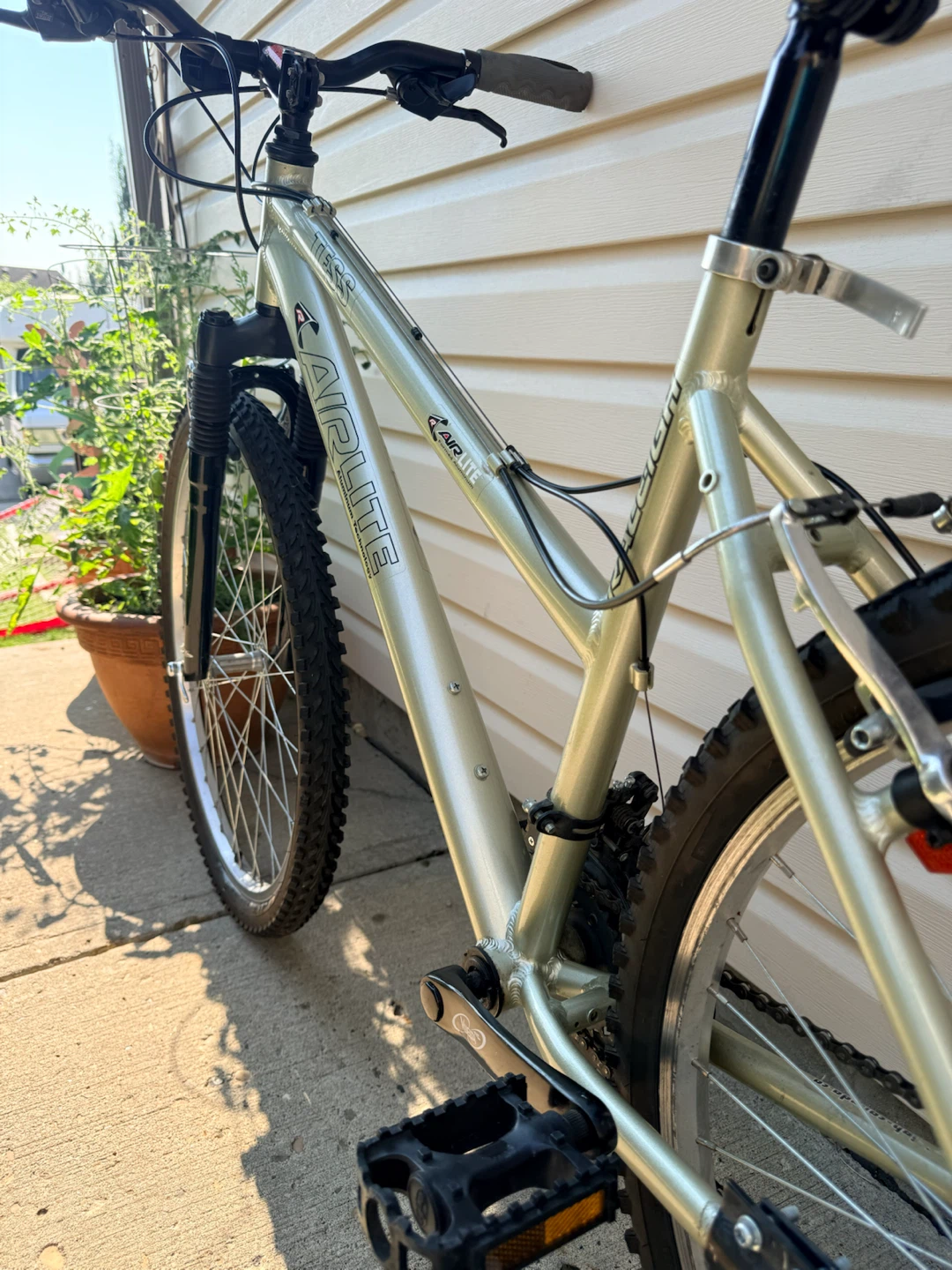 Raleigh AirLite Aluminum Mountain Bike - photo 5