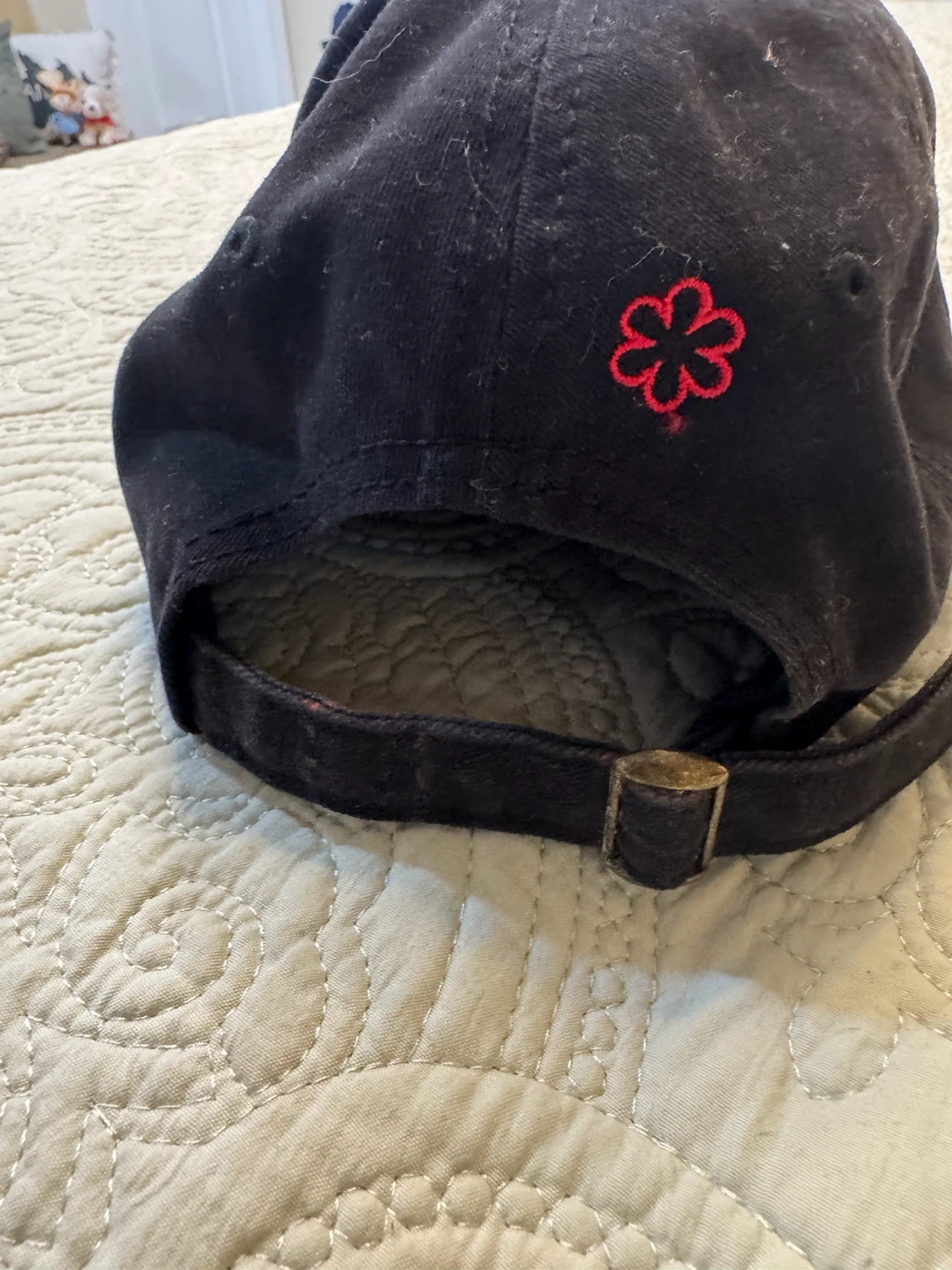 Black Baseball Cap with Red Embroidery - photo 4