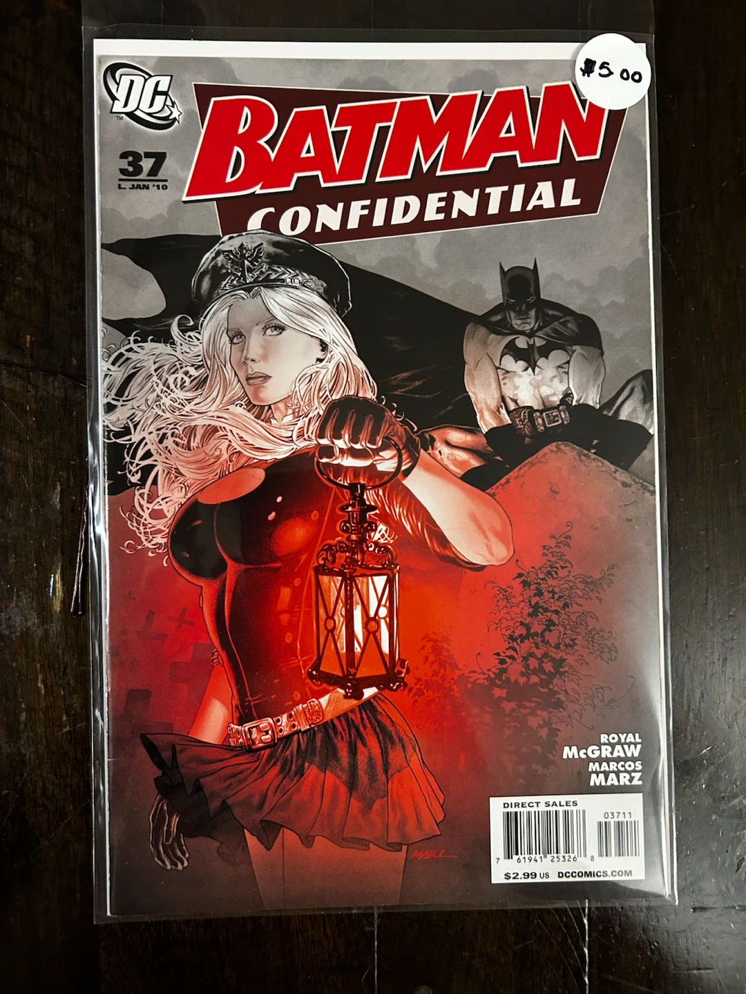 DC Comics Lot: Justice League 3000, Aquaman, Batman Confidential