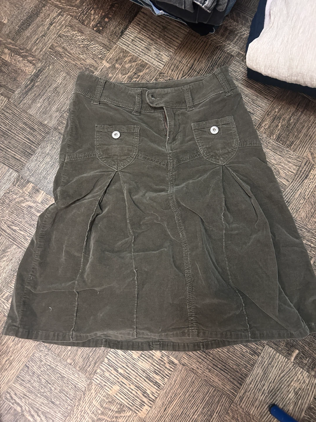 y2k 2000’s green skirt