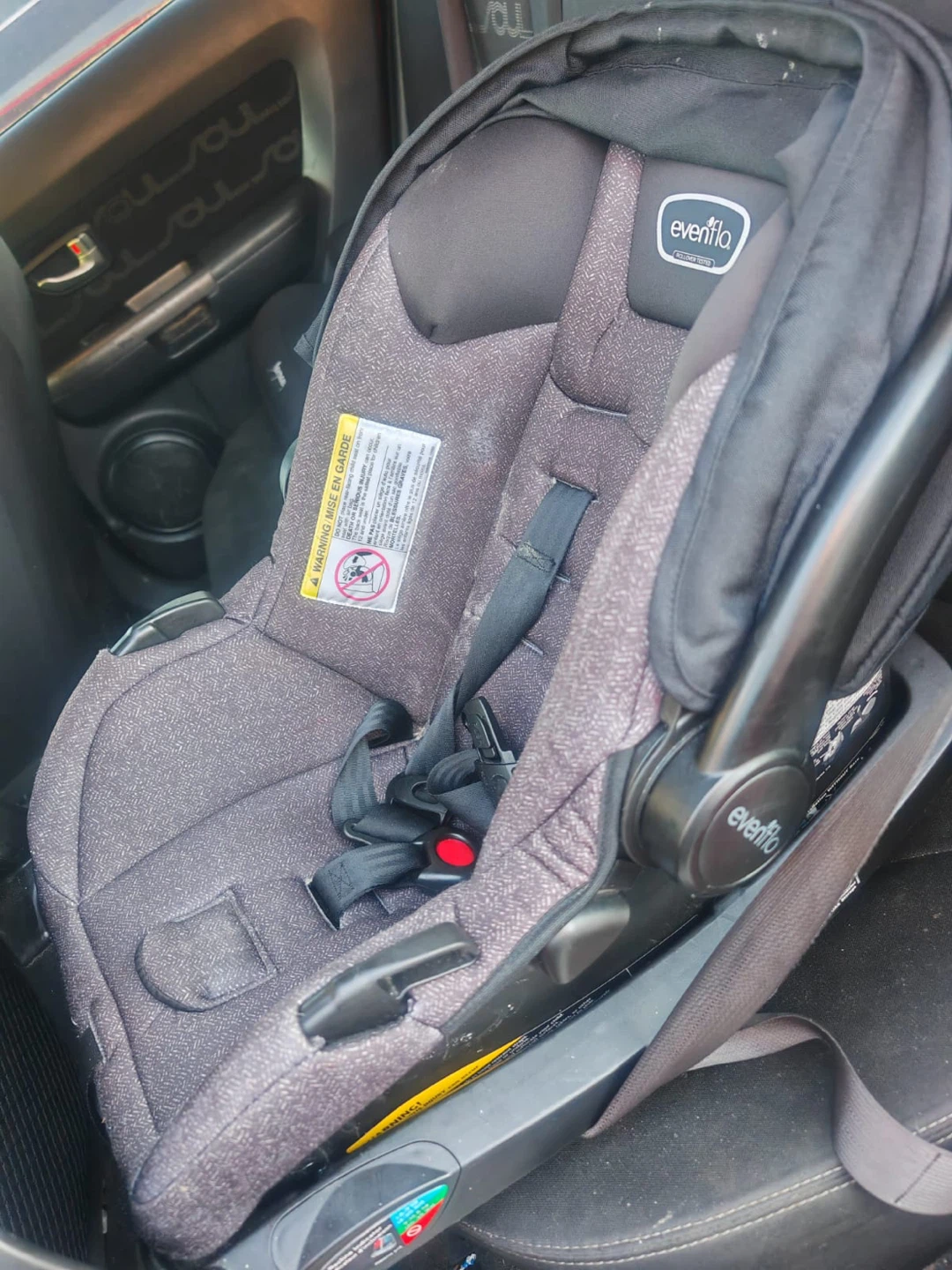 Evenflo Pivot Modular Travel System with LiteMax Infant Car Seat - photo 5