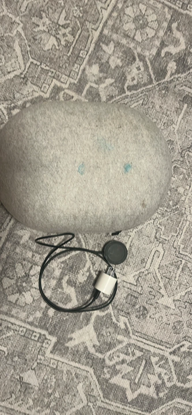Oculus 3 with pro controllers and a case don’t use it anymore - photo 3