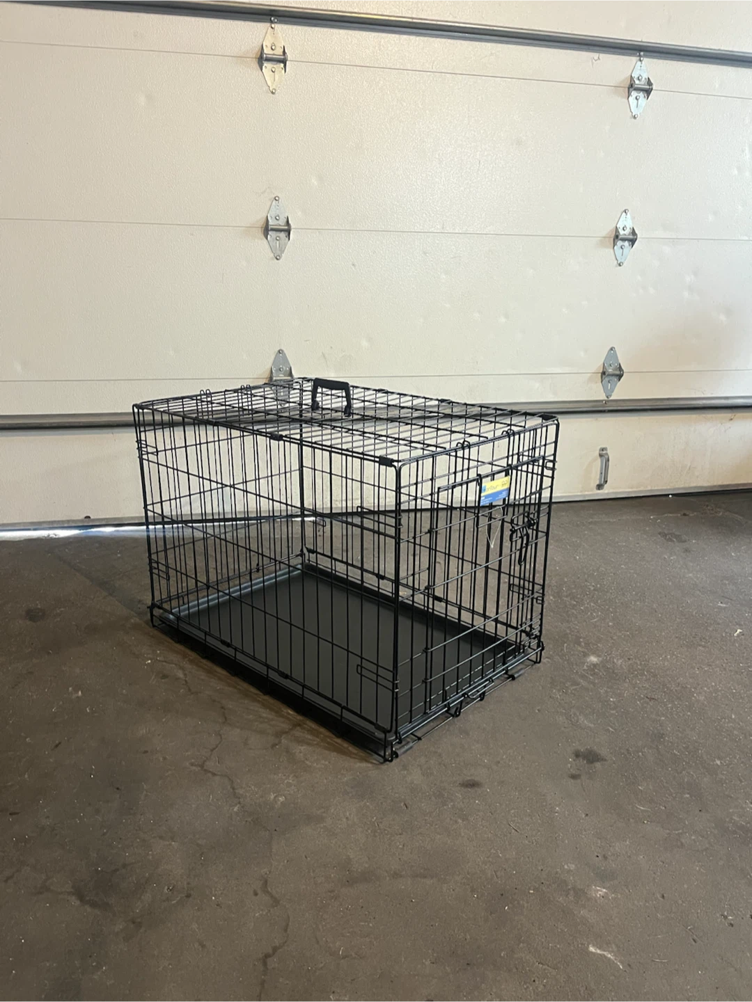 Contour Dog Crate