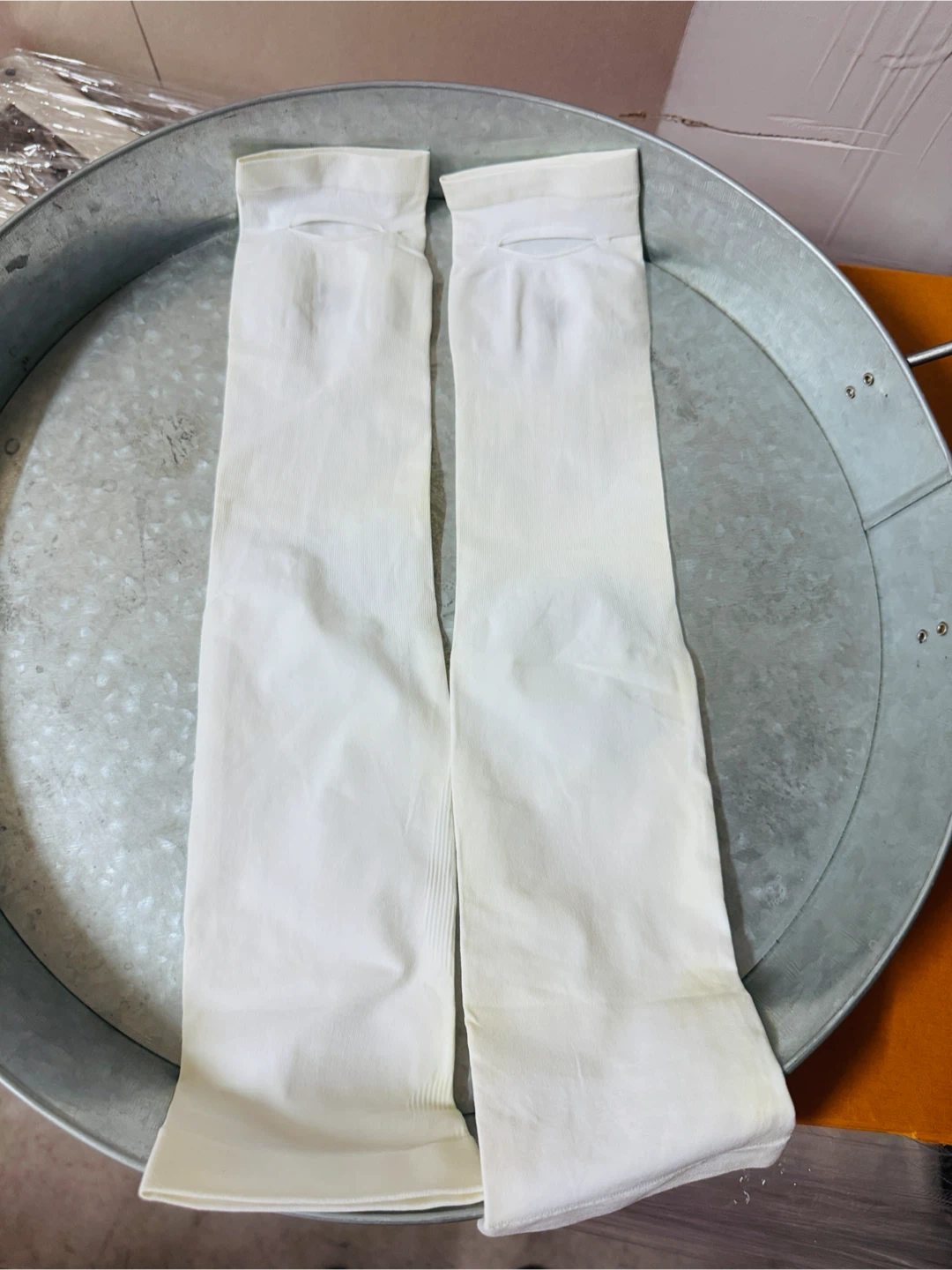 White Arm Sleeves - photo 3