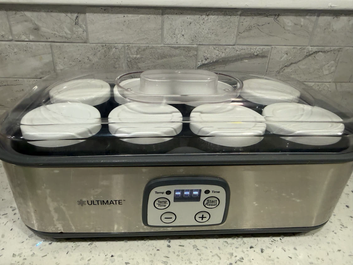 Ultimate Yogurt Maker with 8 glass Jars - photo 2