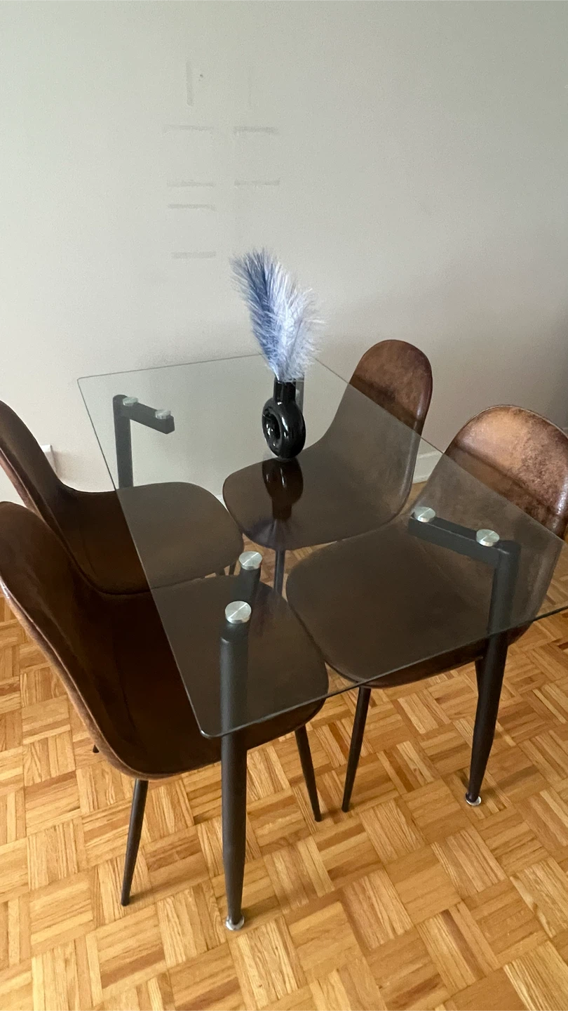 Gaming table, dining table & sofa - photo 2