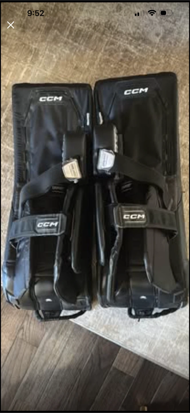 CCM Goalie Pads 30+1 - photo 3