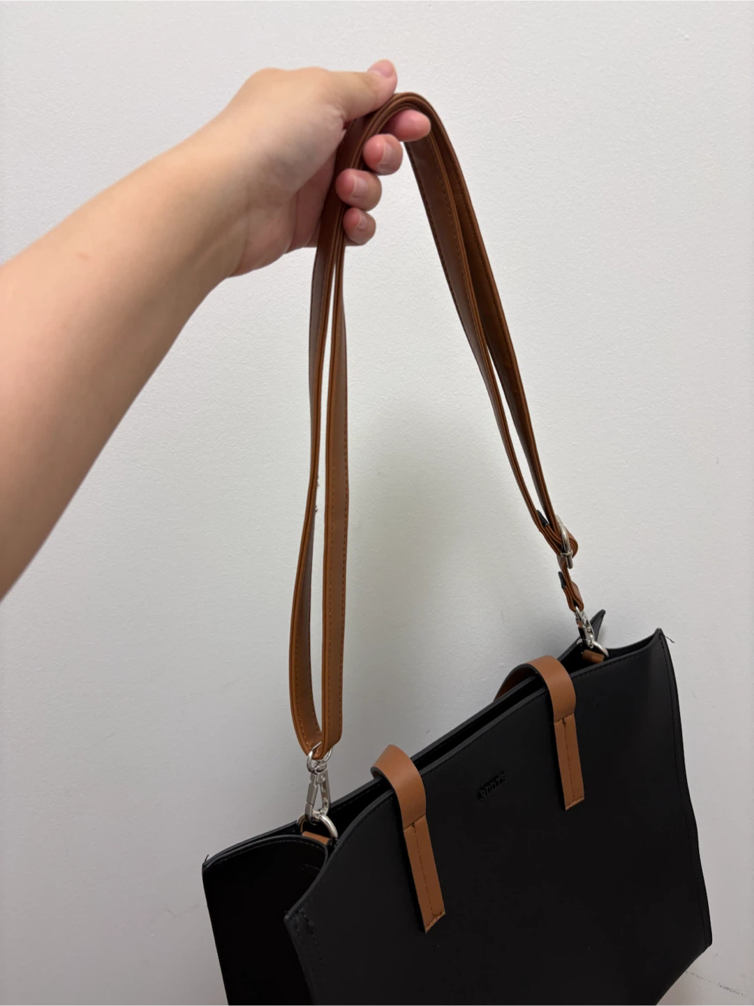 Roots leather totes - photo 3