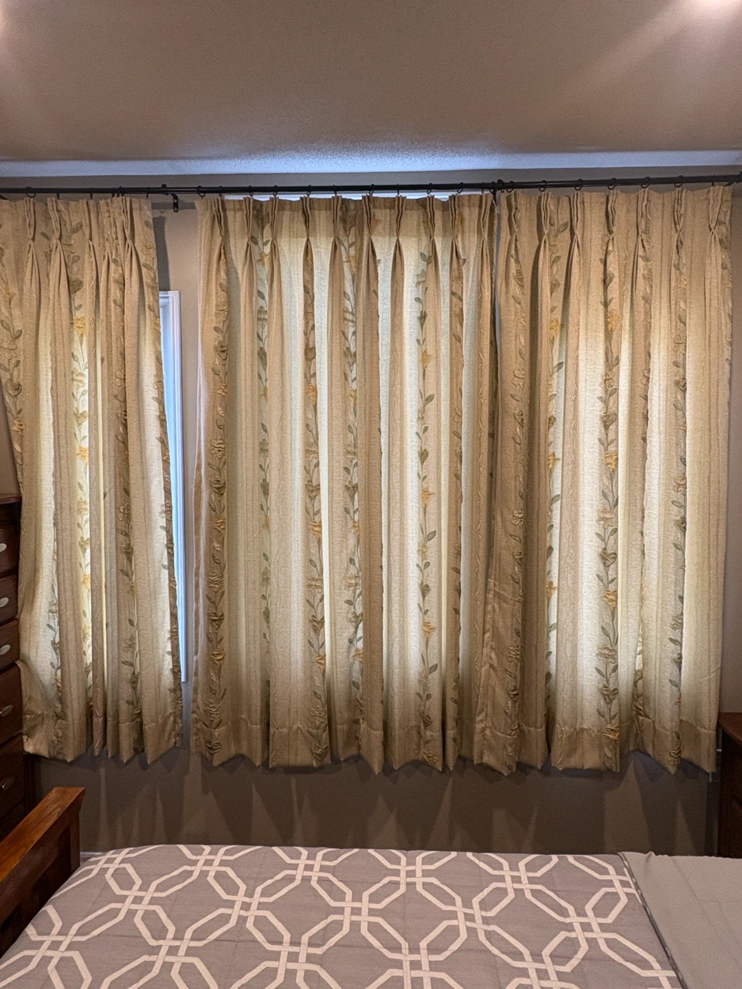 Modern Curtains – Excellent Condition – Like New