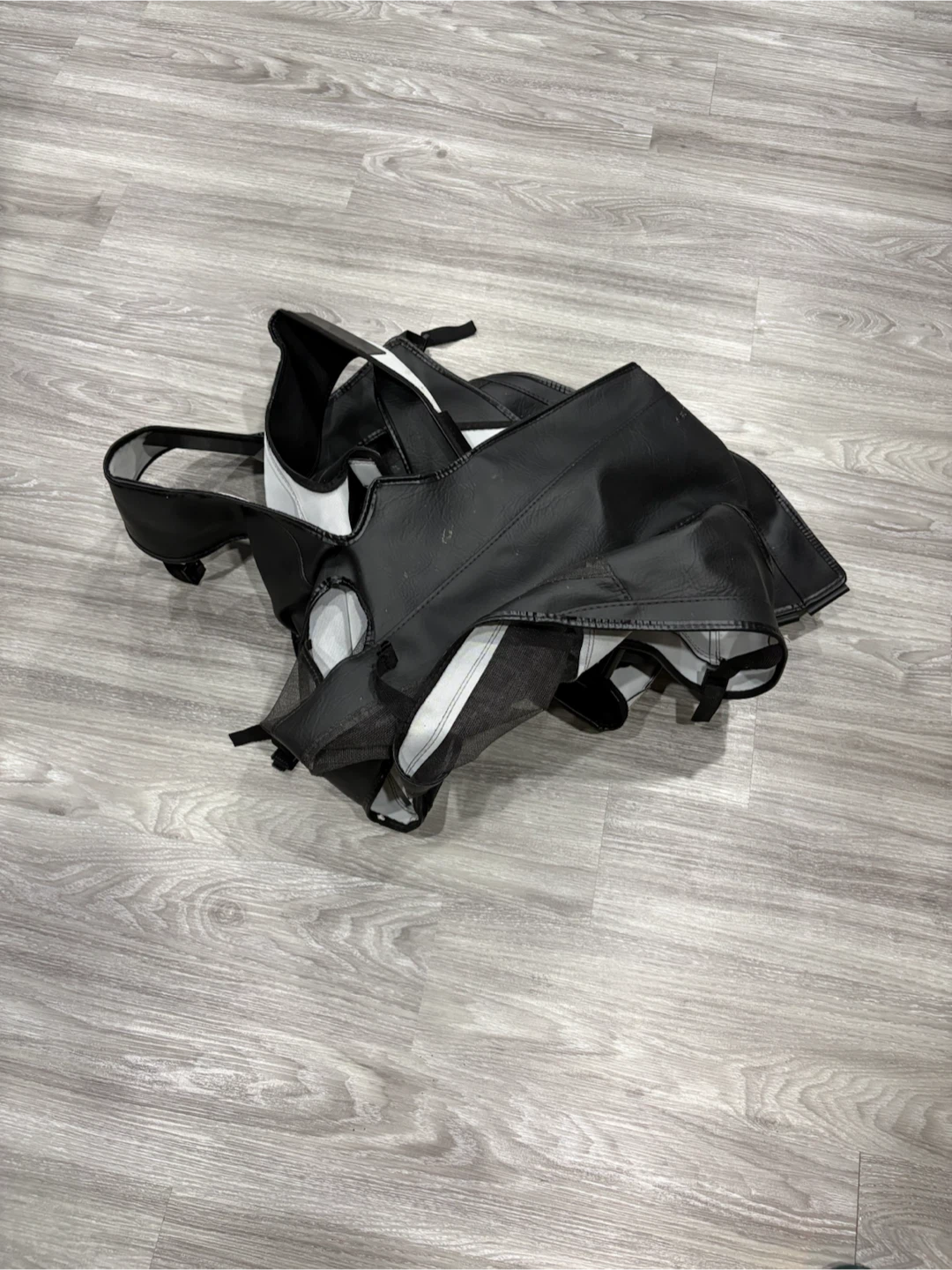 LeBra Front End Mask Cover Bra for 2022-2024 Honda Civic - photo 2