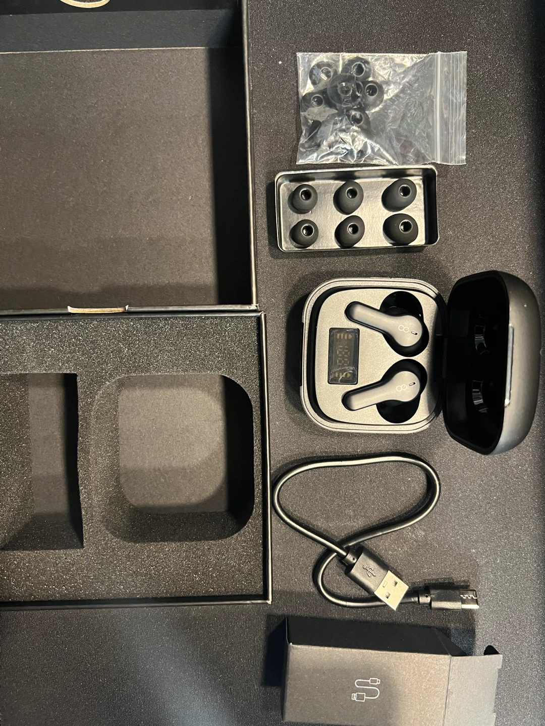 Wireless Earbuds + Beats ear tips - photo 2