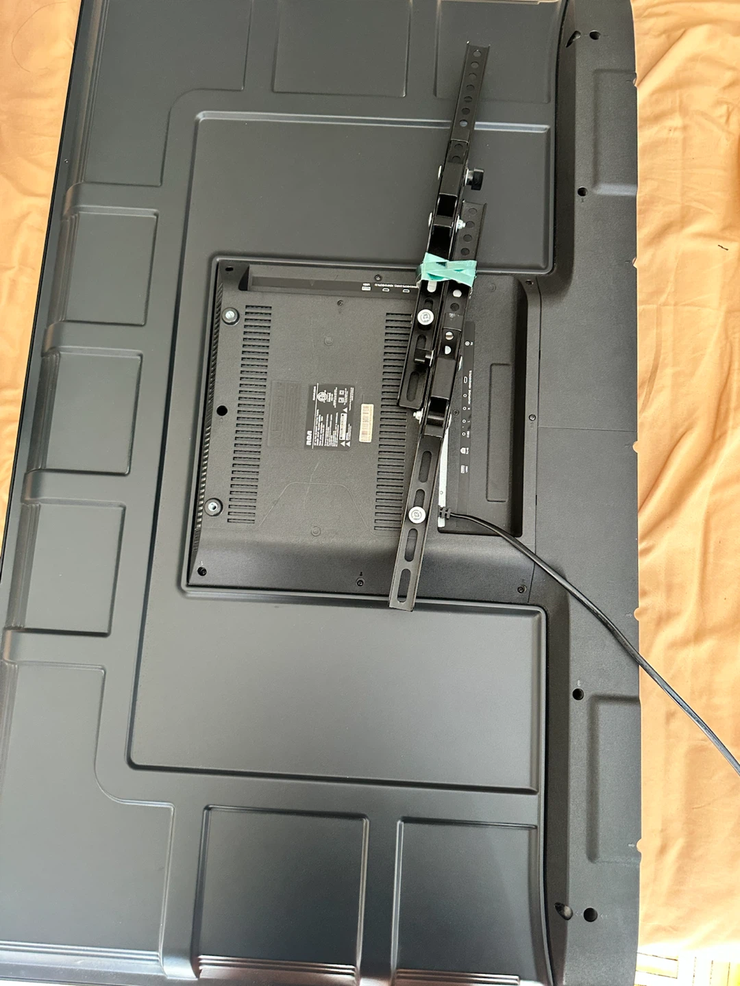 RCA 50” 4K Smart TV (LG webOS) – For Parts/Repair - photo 4