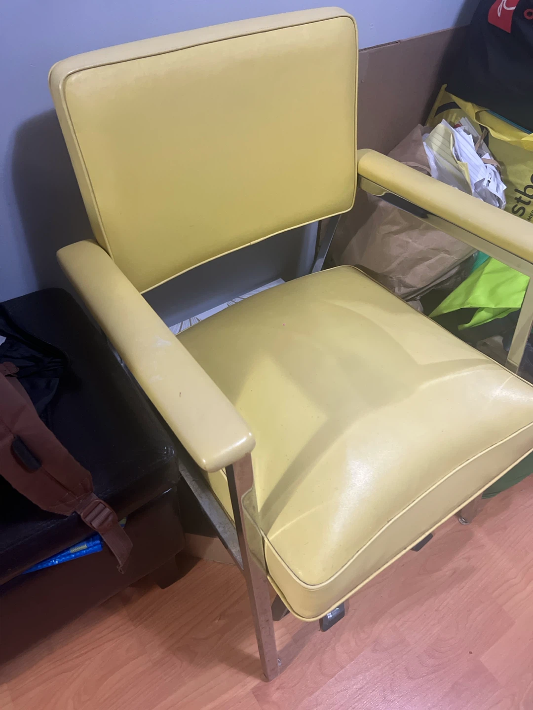 Yellow Armchair - photo 2