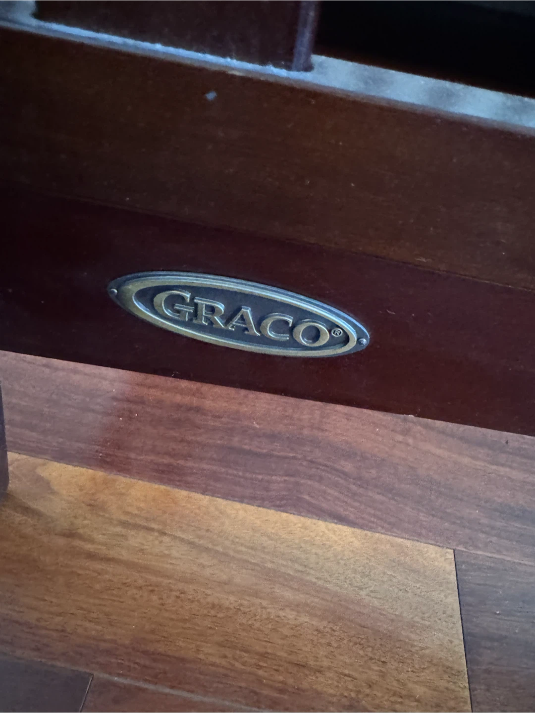 Rory Convertible Crib - GRACO Wooden for baby and kids - photo 2