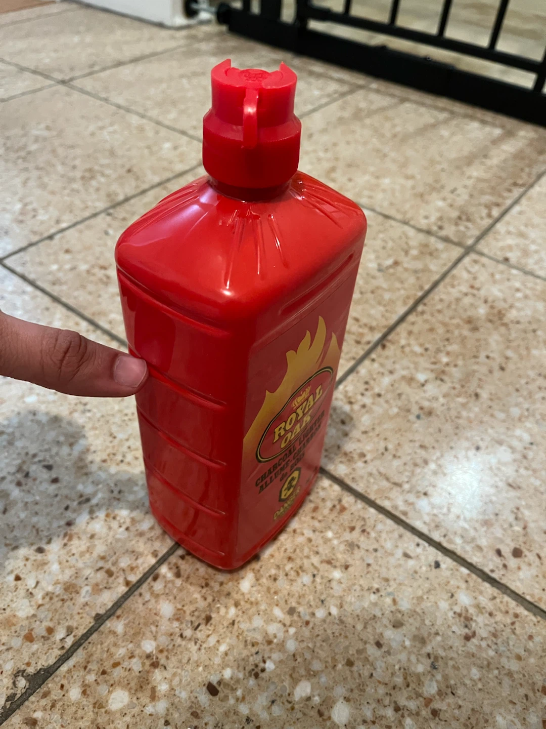 Royal Oak Charcoal Lighter Fluid 946 mL - photo 2