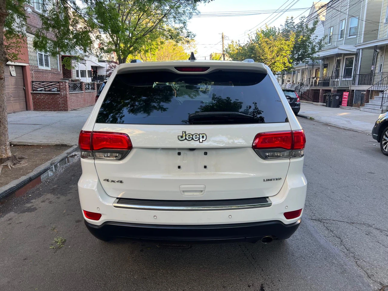 2017 Jeep Grand Cherokee Limited 4x4 SUV - photo 5