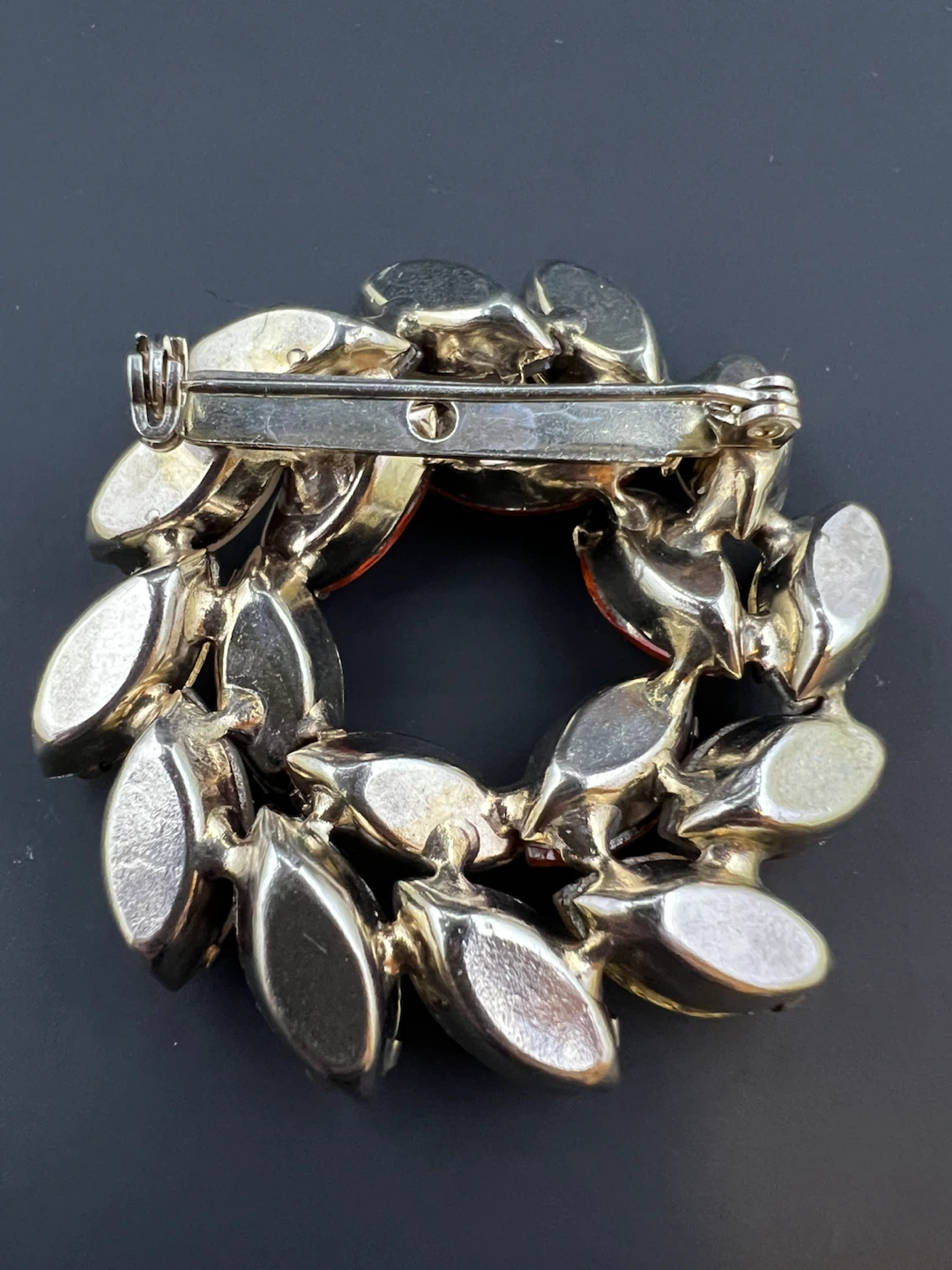 Vintage Autumn Wreath Brooch - photo 4