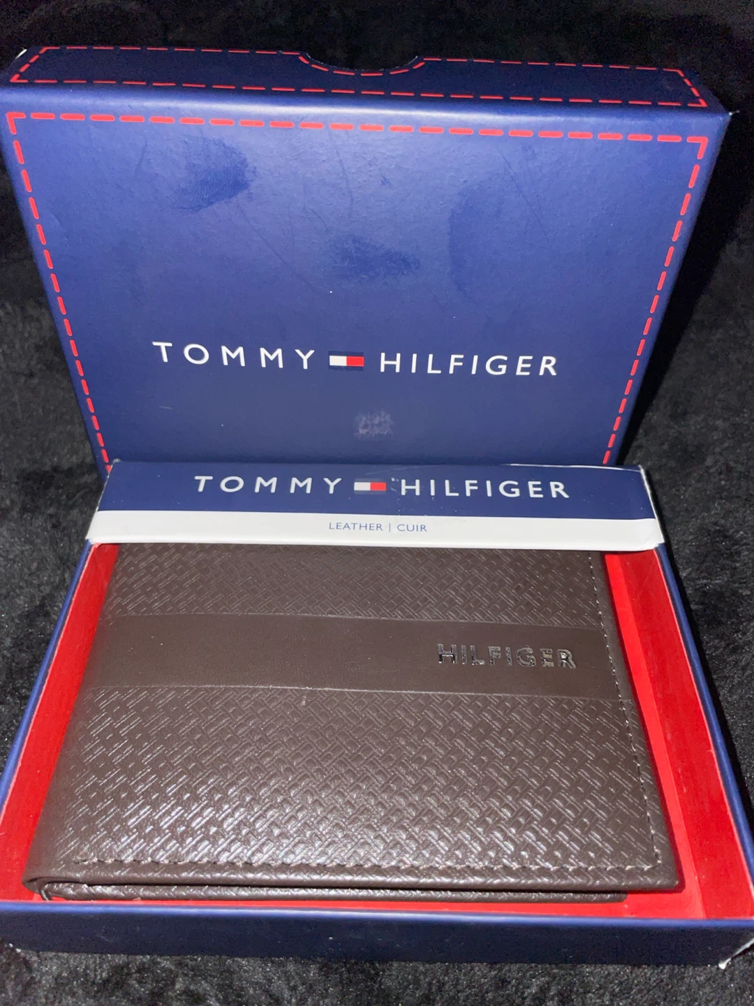 Tommy Hilfiger Men's Leather Wallet - Brown