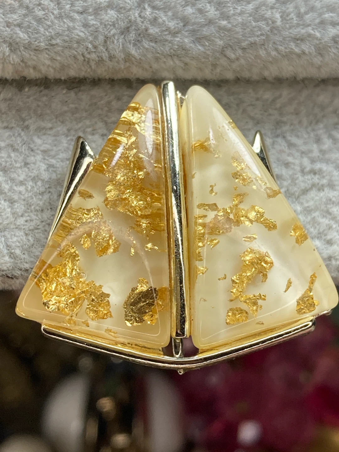 Clip-on Earrings with Gold Flakes - photo 2