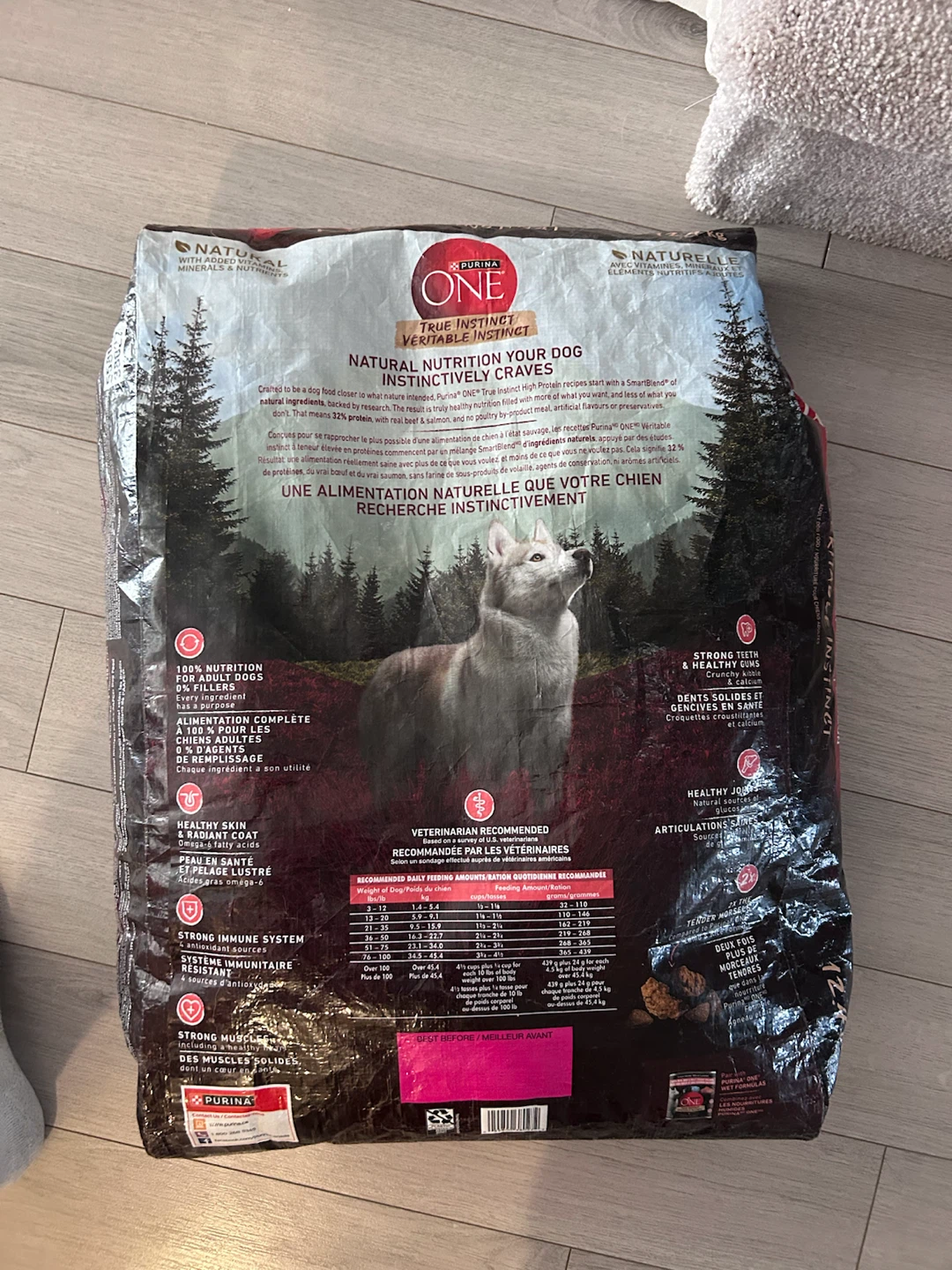 Purina ONE True Instinct Beef & Salmon Dry Dog Food 12.4kg - photo 4