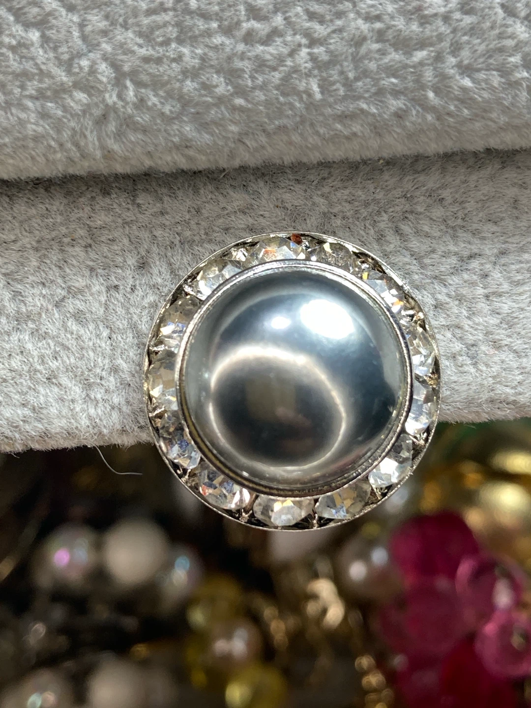 Clip-on Earrings with Faux Pearls and Rhinestones - photo 2