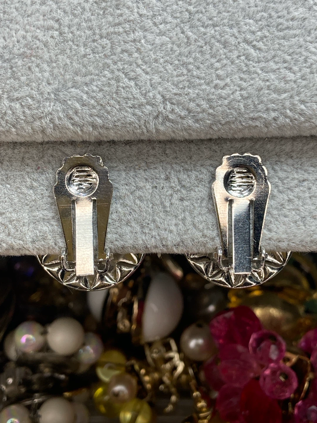 Clip-on Earrings with Faux Pearls and Rhinestones - photo 4