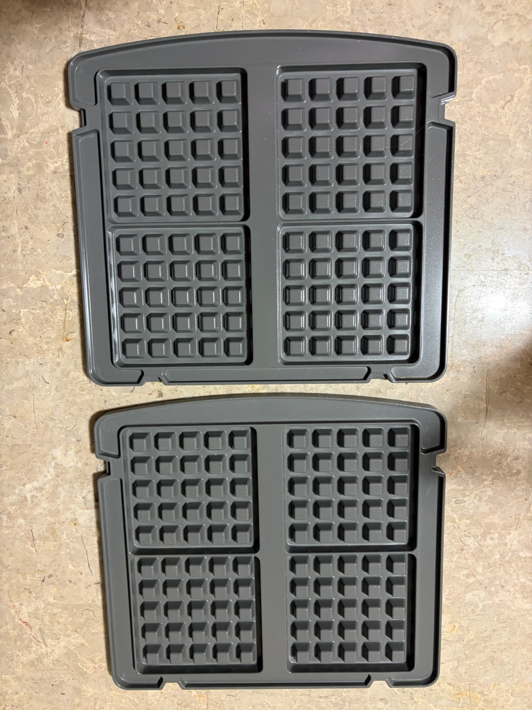 GreenPan Elite Grill & Griddle + Waffle Plates Bundle, Like New - photo 5
