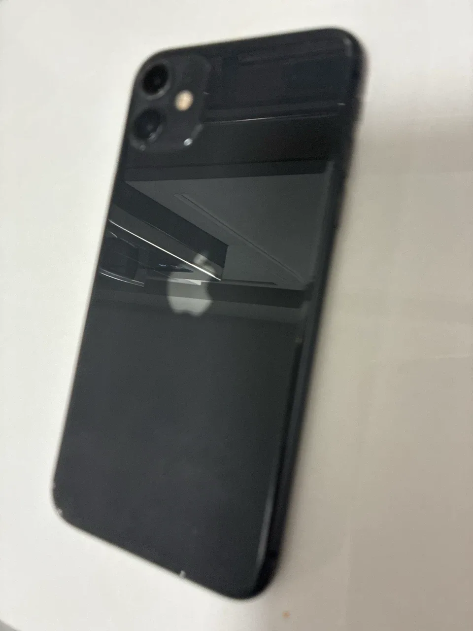 Apple iPhone 11 in Black UNLOCKED - photo 4