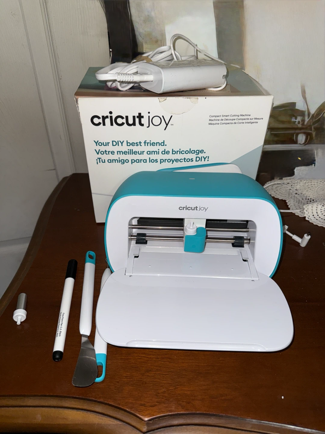 Cricut Joy Smart Cutting Machine with Accessories