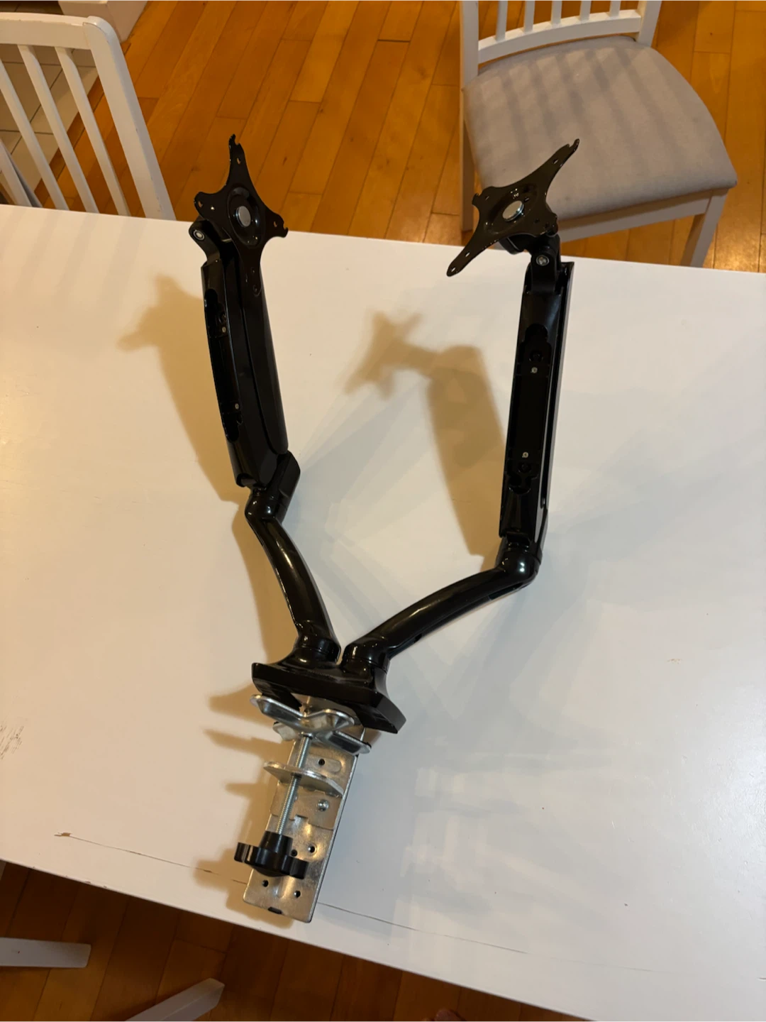 Insignia Dual Arm Hydraulic Monitor Mount (NS-PDMM19-C)