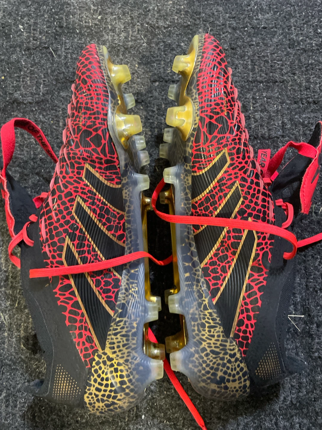 Elite Adidas Predator Soccer Cleats size men’s 8.5 us - photo 2